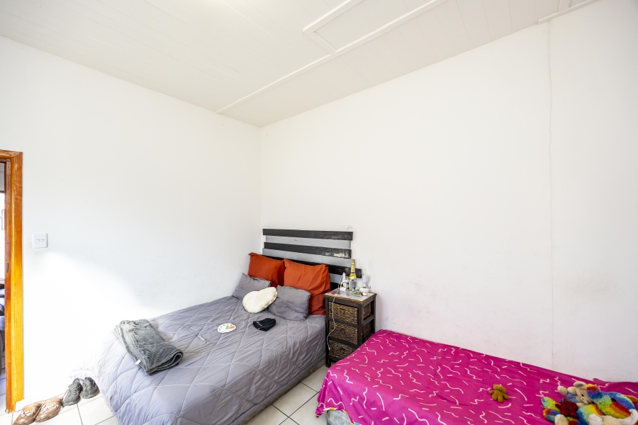 6 Bedroom Property for Sale in Quigney Eastern Cape